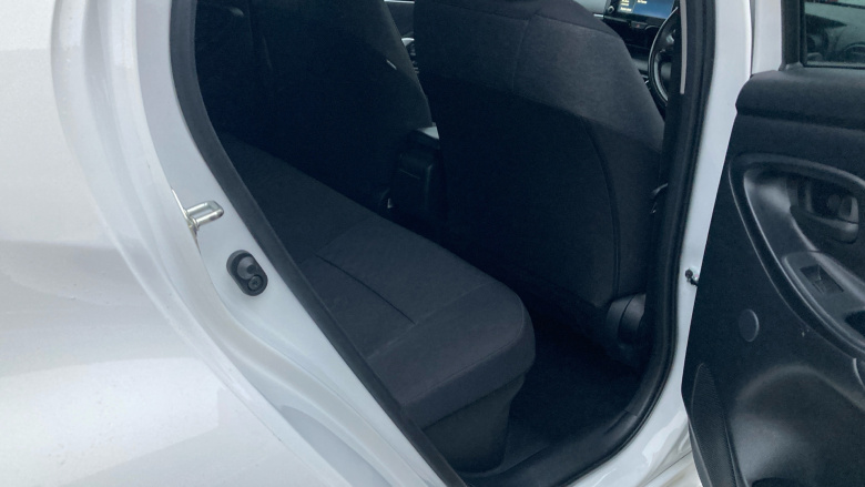 Toyota Yaris 1.5 Hybrid Design 5dr CVT Hybrid Hatchback